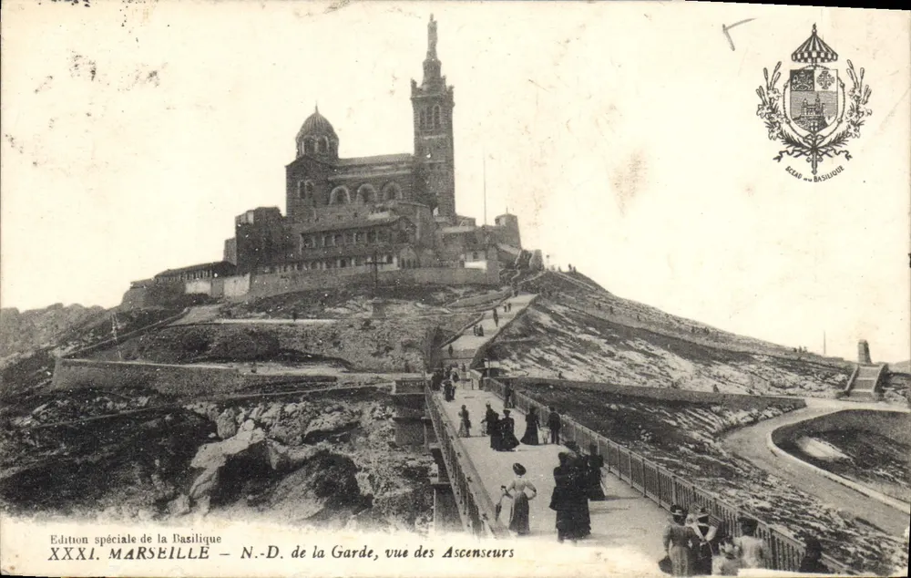 Marseille — N.-D. de la Garde, Ansicht von den Aufzugbahnen — Sonderausgabe der Basilika - Vorderseite