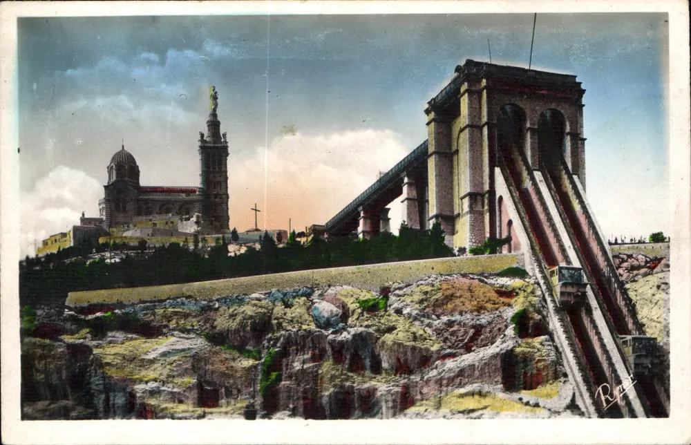 Aufzug der Notre-Dame de la Garde — Marseille — Éditions de la Libération - Vorderseite