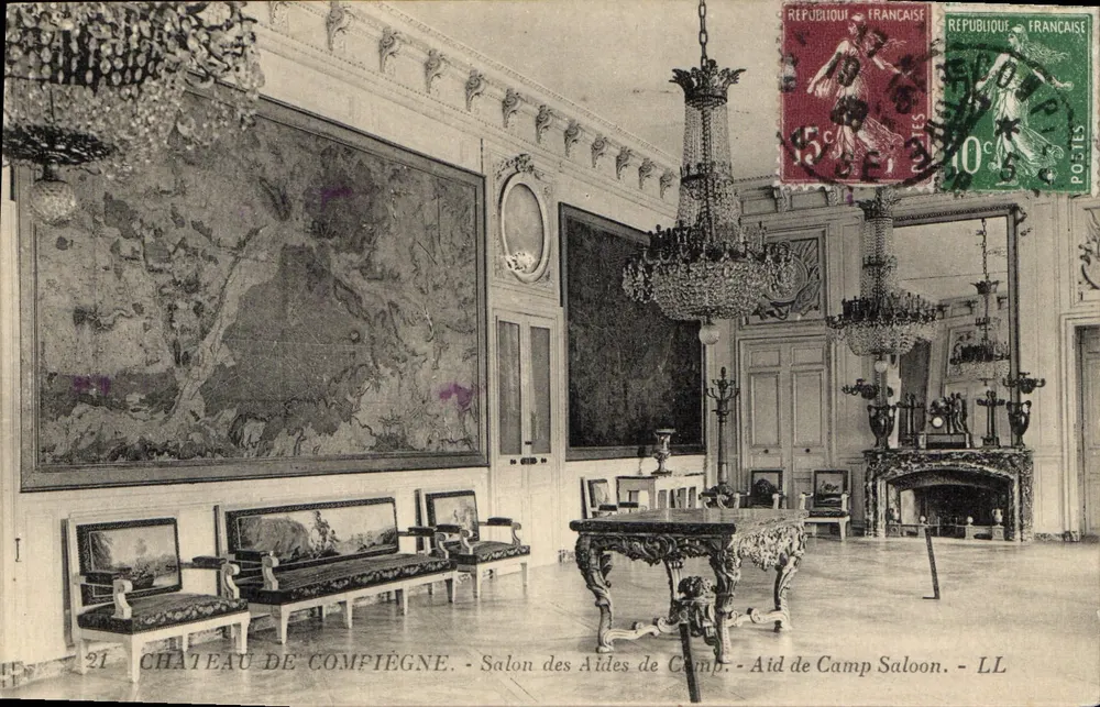 Kasteel van Compiègne — Zaal van de Hulptroepen — LL - Voorkant