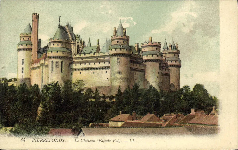 Pierrefonds — Le Château (Façade Est) — LL. - Frente