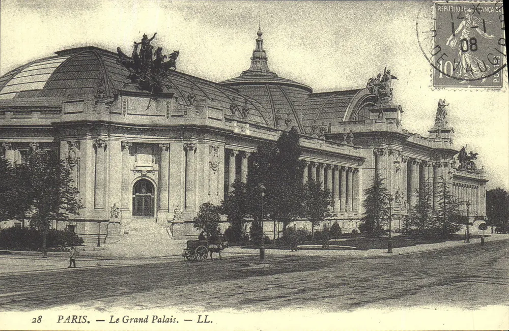 PARIS — O Grand Palais — LL. - Frente
