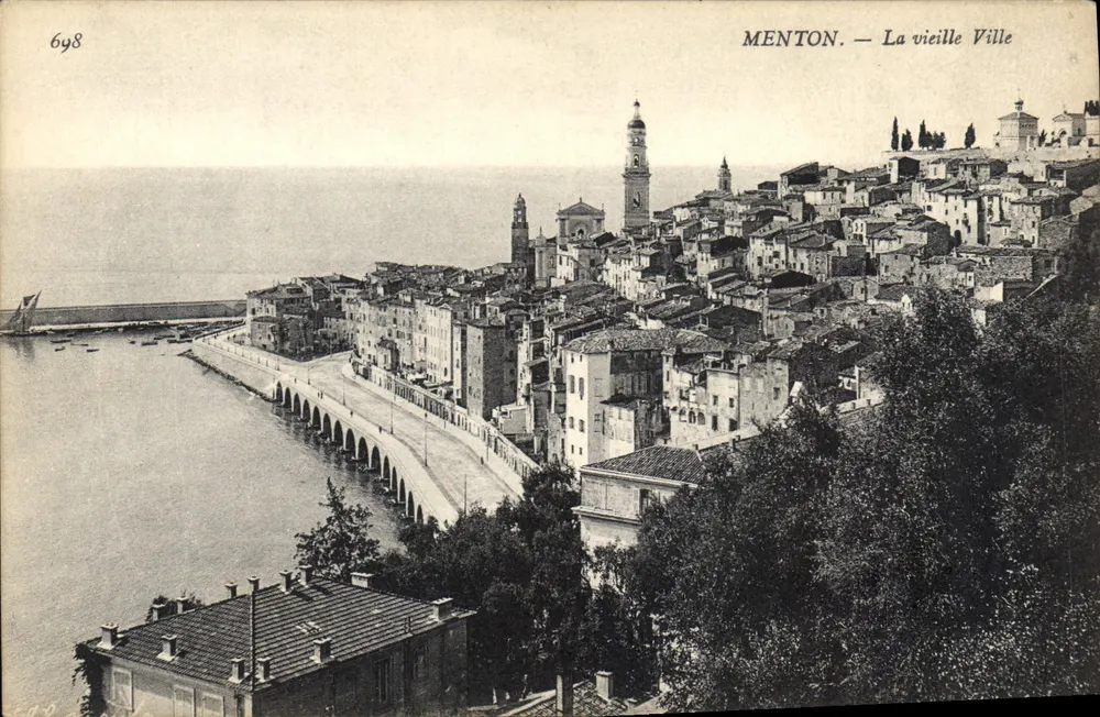 Menton — A Velha Cidade — editor não identificado, n° de série 698 - Frente