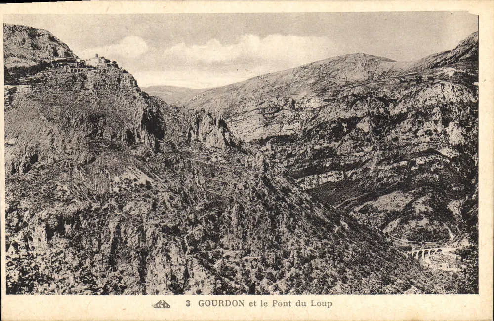 Gourdon e o Ponte do Lobo — vista panorâmica — Bilhete postal antigo n°3 - Frente