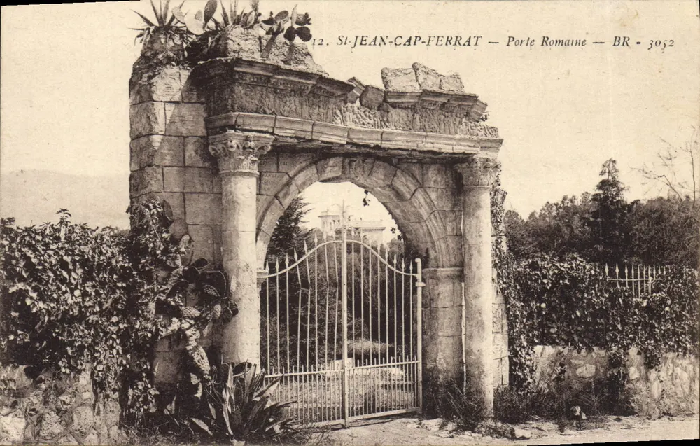 St-Jean-Cap-Ferrat — Porta Romana — BR - 3052 - Frente