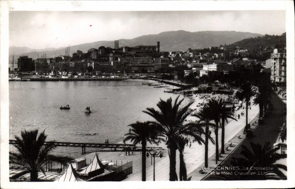 CANNES - La Croisette und der Mont Chevalier — Verlag Levy et Neudien, n° 394 - Vorderseite