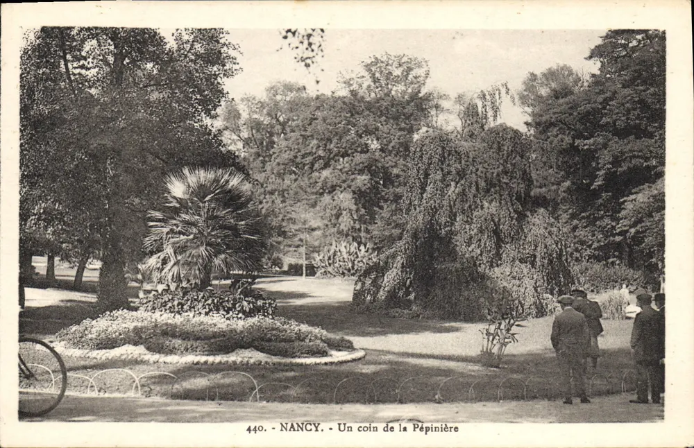 NANCY - Un angolo della Pépinière — Edizione Y. Reder, Nancy, n° 440 - Recto