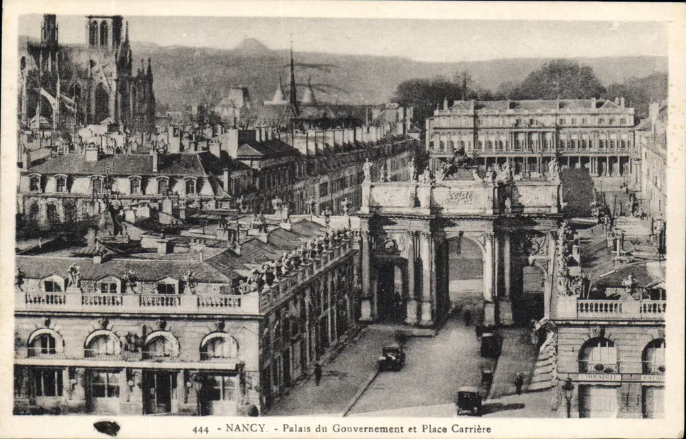 NANCY - Palast des Regierungs und Carrière-Platz — Kunstausgabe V. Reicher, Nr. 444 - Vorderseite