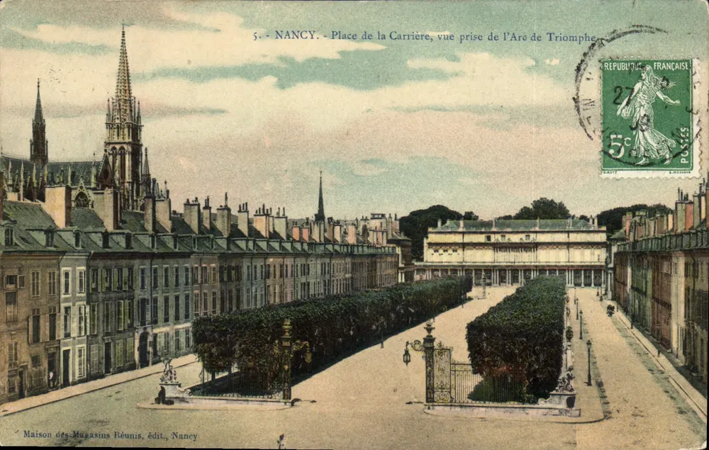 NANCY - Place de la Carrière, Blick vom Triumphbogen — Maison des Magasins Réunis, Verlag, Nancy - Vorderseite