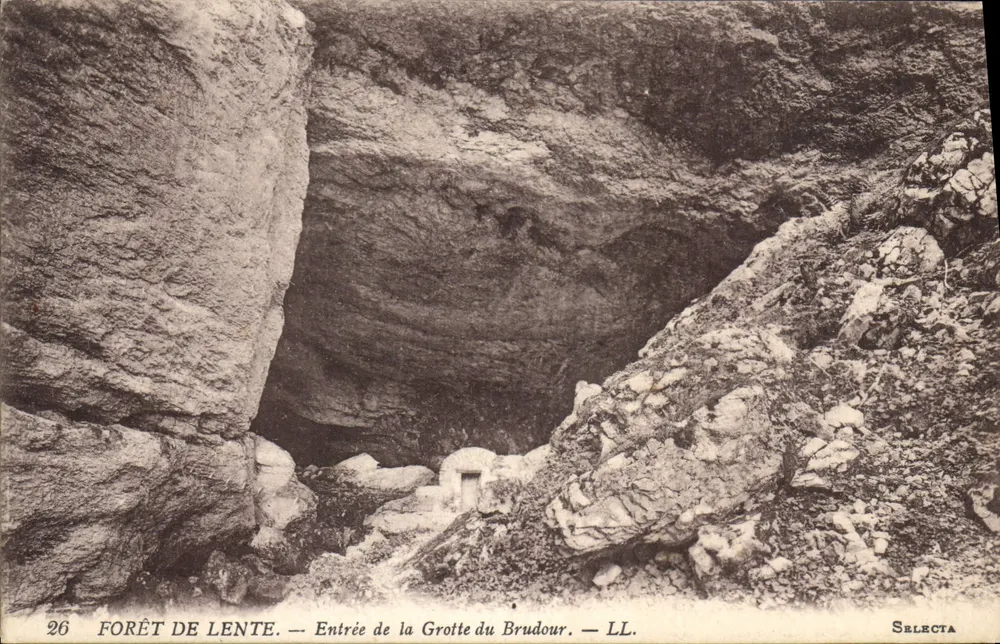 Forêt de Lente — Eingang zur Brudour-Höhle — Selecta - Vorderseite