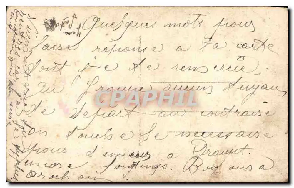 Jovem mulher segurando rosas — Carte postale ancienne — Editor não identificado - Verso