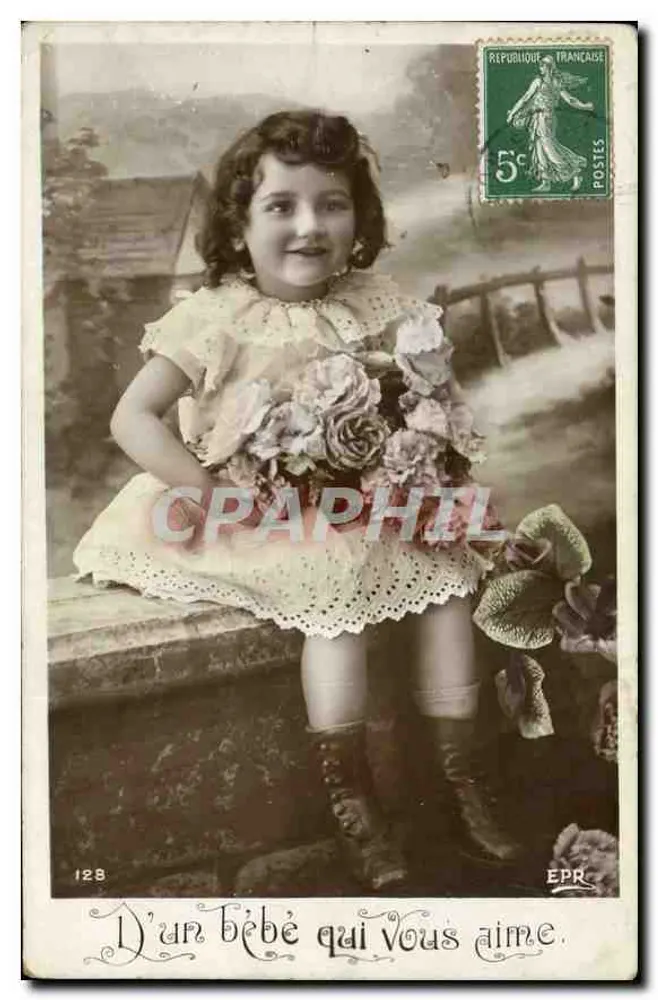 Menina sentada com buquê — EPR, n°128 — República Francesa - Frente