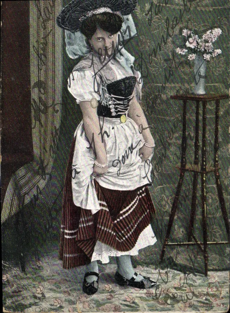 Jovem mulher em traje folclórico — série 573 — editor P.3 - Frente