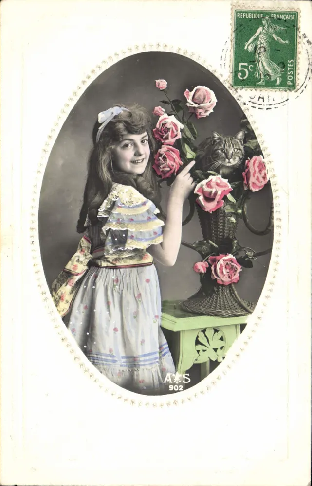 Menina e gato com rosas — A&S 902 — editor A&S - Frente