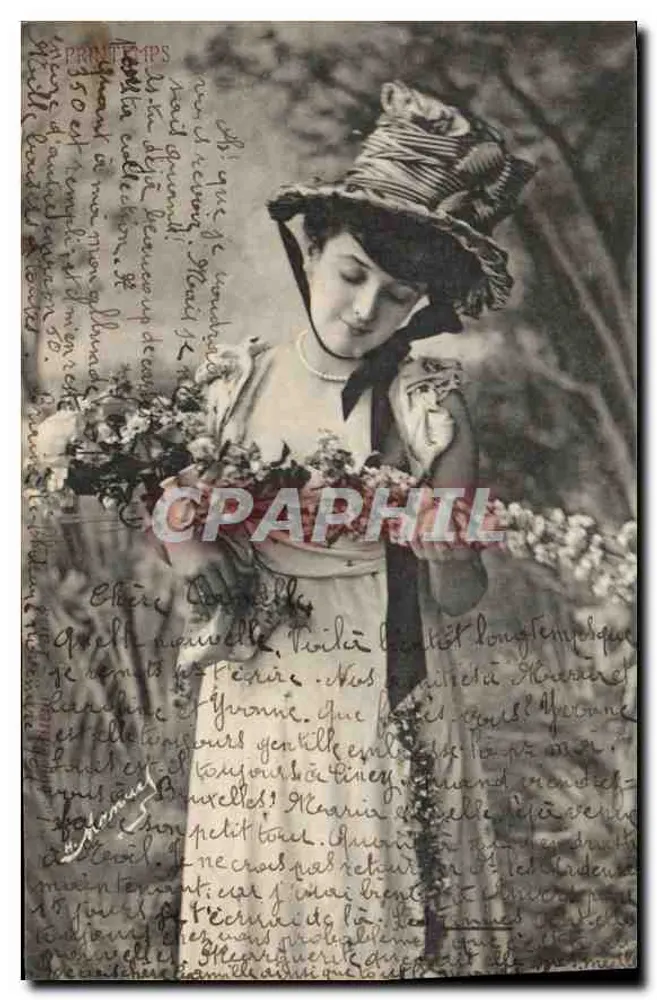 Jovem mulher com chapéu de palha segurando um buquê — Neufchâteau, 6-7-04 — Carta postal - Frente