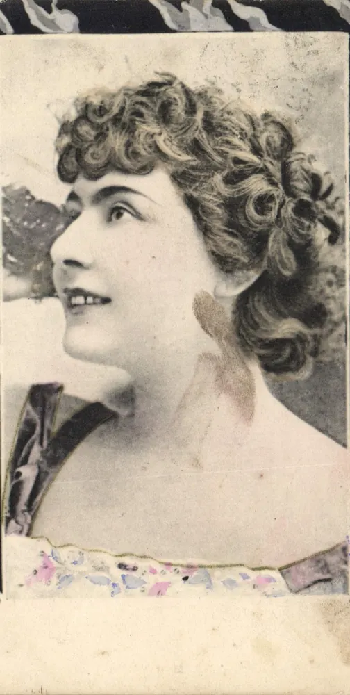 Retrato de uma mulher — editor K.V.I.B. — série 150 - Frente