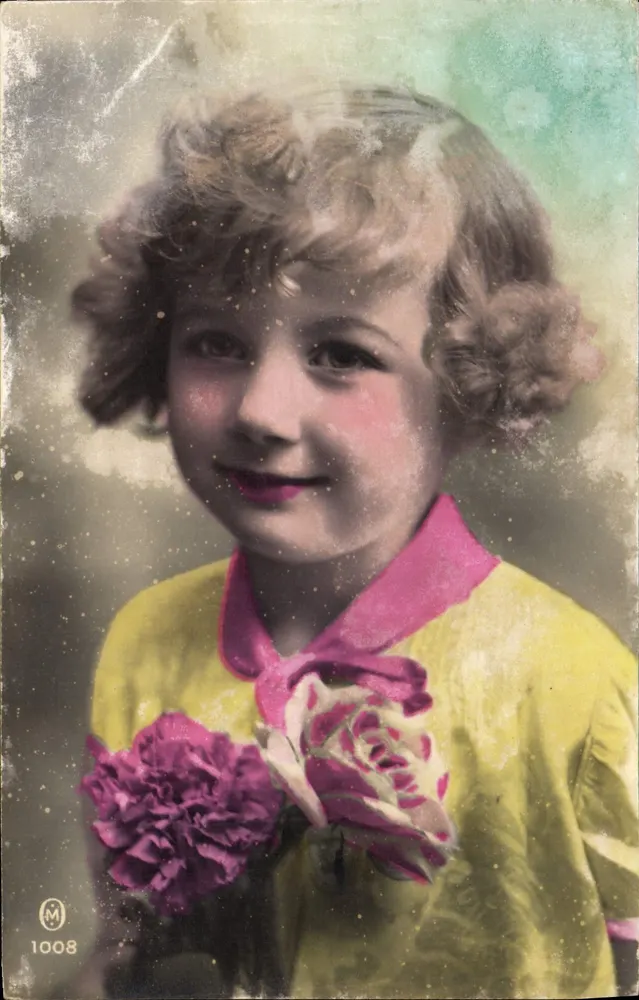 Menina sorridente — com duas flores — editor M, n° 1008 - Frente