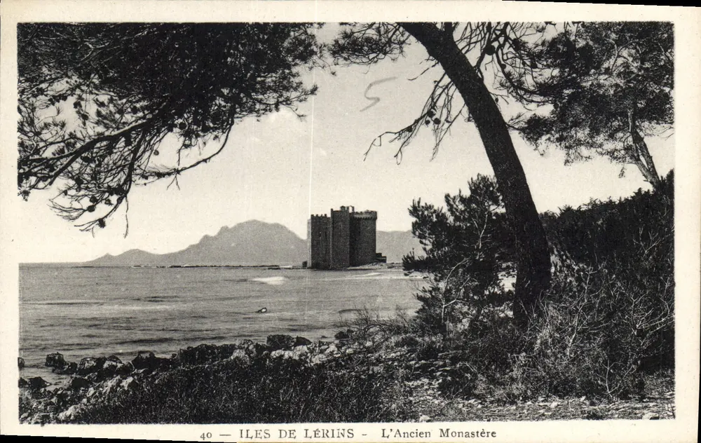 Ilhas de Lérins — A Antiga Abadia — ADIA IMP. NICE - Frente