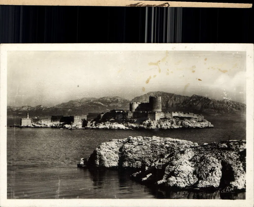 O Castelo de If — Marselha — editor C.A.P. n° 107 - Frente