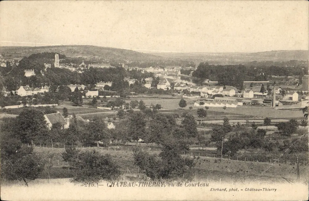 Château-Thierry, vista de Courteau — Ehrhard, fot. — Château-Thierry - Frente