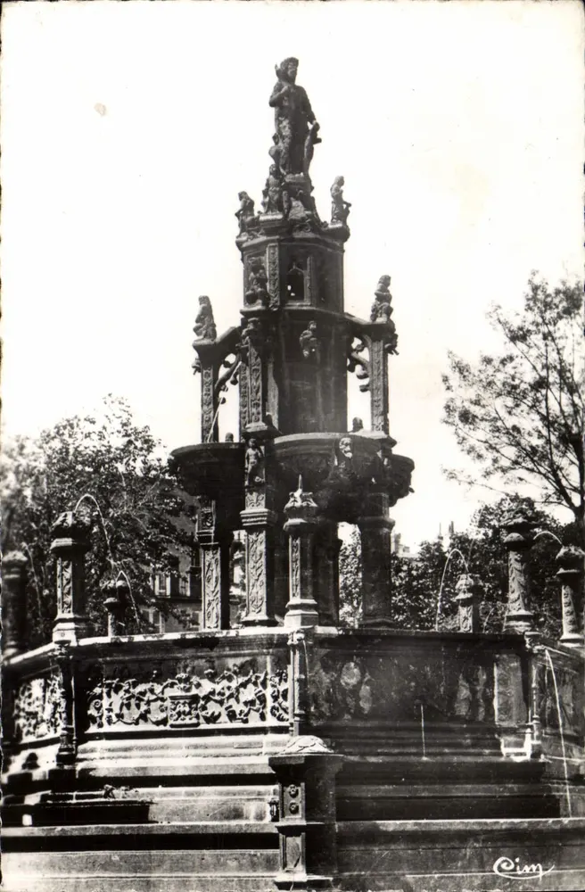 Clermont-Ferrand — La Fontaine d'Amboise — Cim - Vorderseite