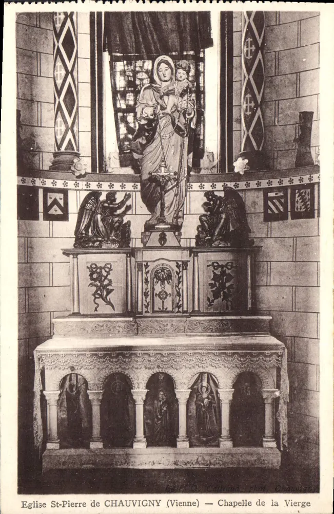 Kirche Saint-Pierre in Chauvigny (Vienne) — Kapelle der Jungfrau - Vorderseite