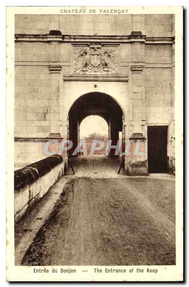 Castelo de Valençay — Entrada do Donjon — Imp. Brase Paris - Frente