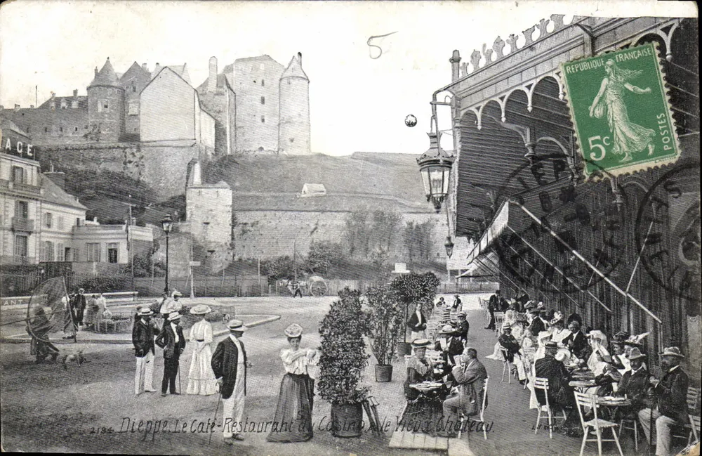 Dieppe. Das Café-Restaurant du Casino, Das Schloss — unbekannter Verleger, Nr. 2184 - Vorderseite