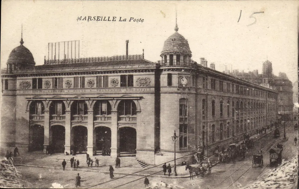 MARSEILLE La Poste — edifício da postagem — n° de série 15 - Frente