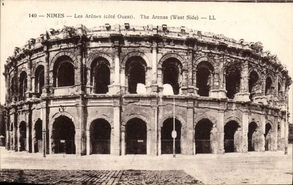 Nîmes — As Aréias (lado Oeste) — LL - Frente