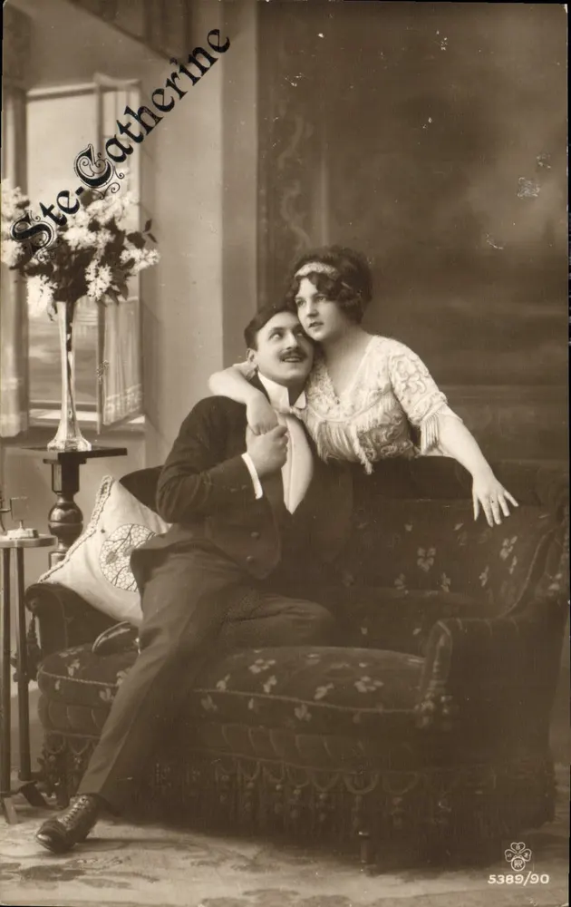 Casal em interior — estúdio fotográfico Ste-Catherine — n° 5389/90 - Frente