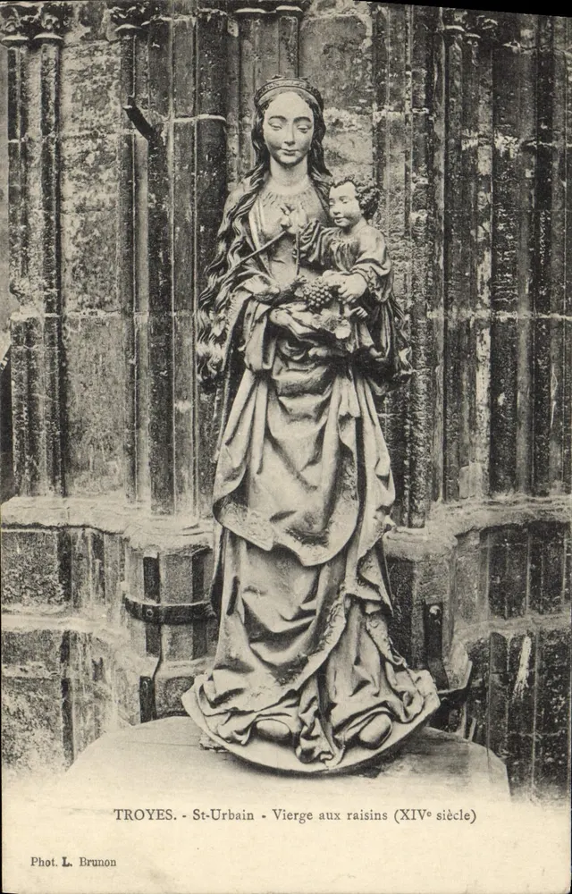 Troyes - St-Urbain - Jungfrau mit Trauben (14. Jahrhundert) — Foto. L. Brunon - Vorderseite