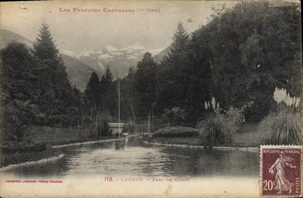 Luchon - Parque do Casino — As Pirineus Centrais (1ª Série) — Fototipo Labouche Frères, Toulouse - Frente