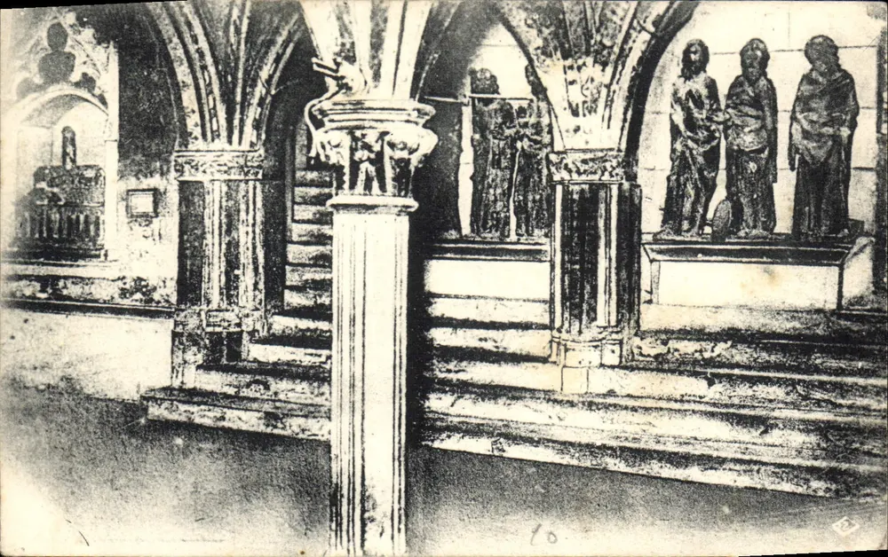 Krypta der Heiligen Körper — Basilika Saint-Sernin — Toulouse - Vorderseite
