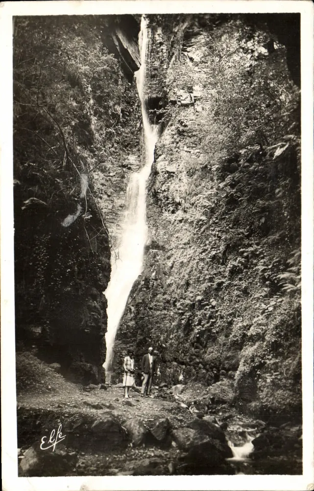A Cascata de Montauban — Luchon — Editado pelos Irmãos Duche em Toulouse - Frente