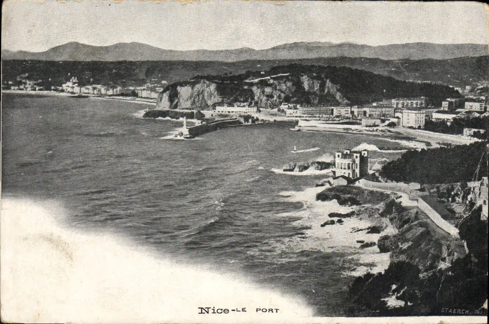 Nice-Le Port — vista do porto e das falésias — editor STAERCH, Paris - Frente