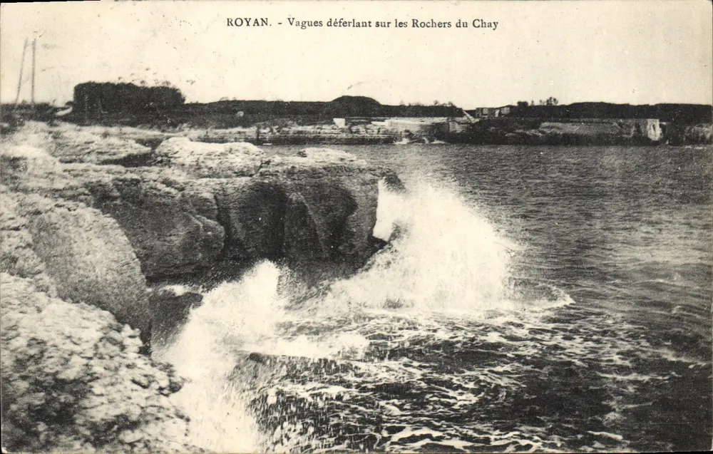 Royan — Wellen, die auf den Rochers du Chay brechen - Vorderseite