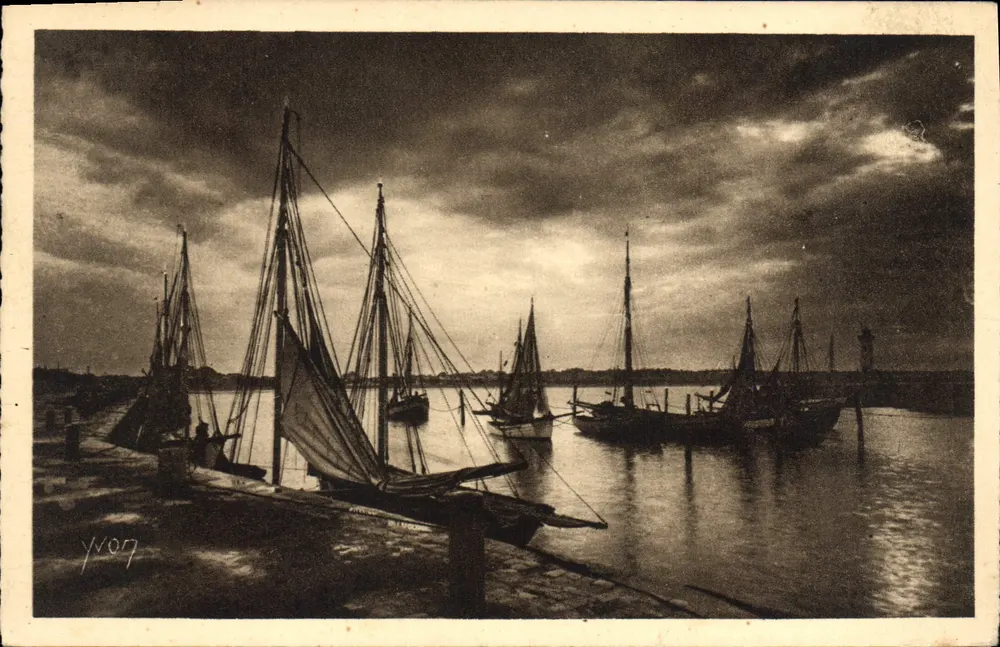 Royan (Charente-Inferieure) — Der Hafen an einem Sturmabend — Verlag YVON - Vorderseite