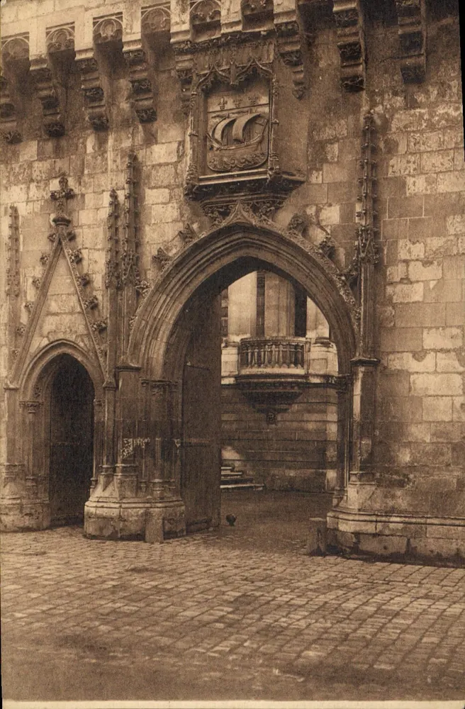 Tor des Rathauses von La Rochelle — Künstlerische Ausgabe R. Bergevin, Nr. 682 - Vorderseite