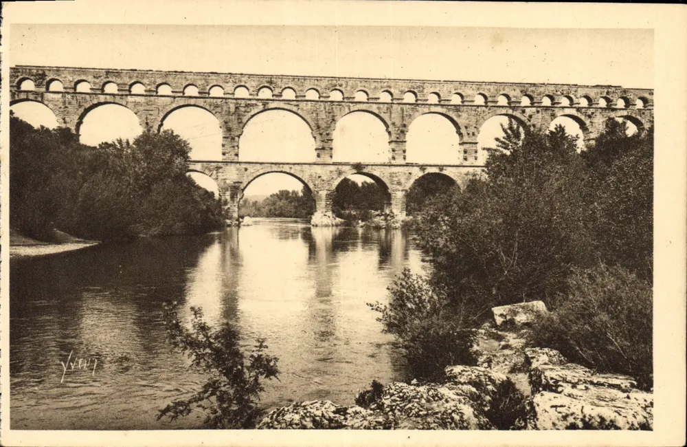 O Pont du Gard — Nîmes (Gard) — Edições d'Art Yvon, Paris - Frente