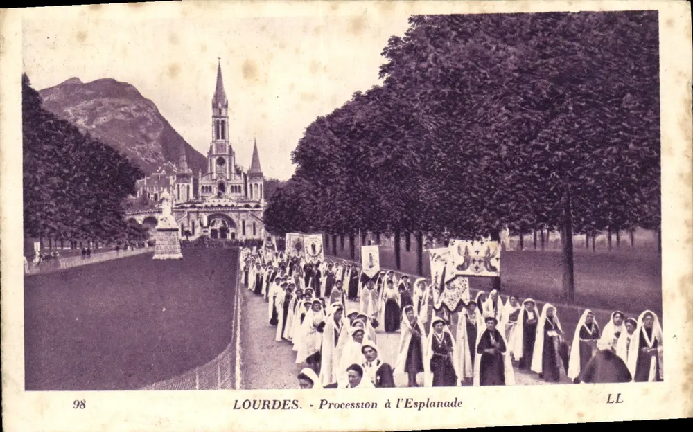 LOURDES - Procissão na Esplanada — LL n°98 - Frente