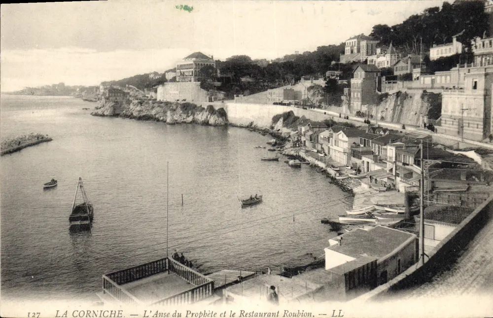 A Corniche — A Ense do Profeta e o Restaurante Roubion — LL - Frente
