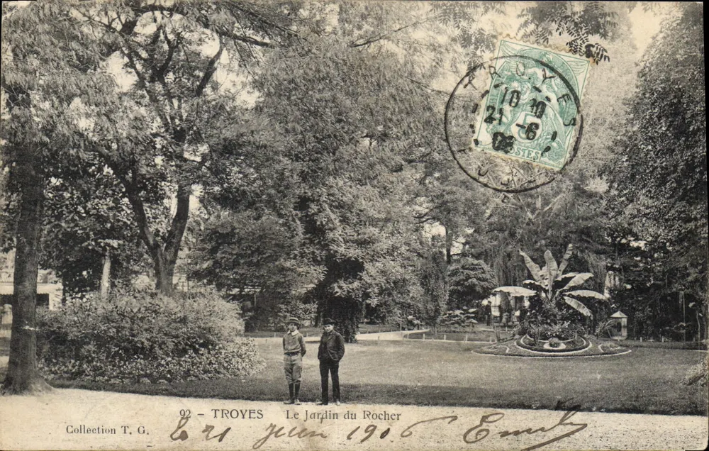 Troyes - Jardim do Rocher — Coleção T. G. — editor desconhecido, número de série não visível - Frente