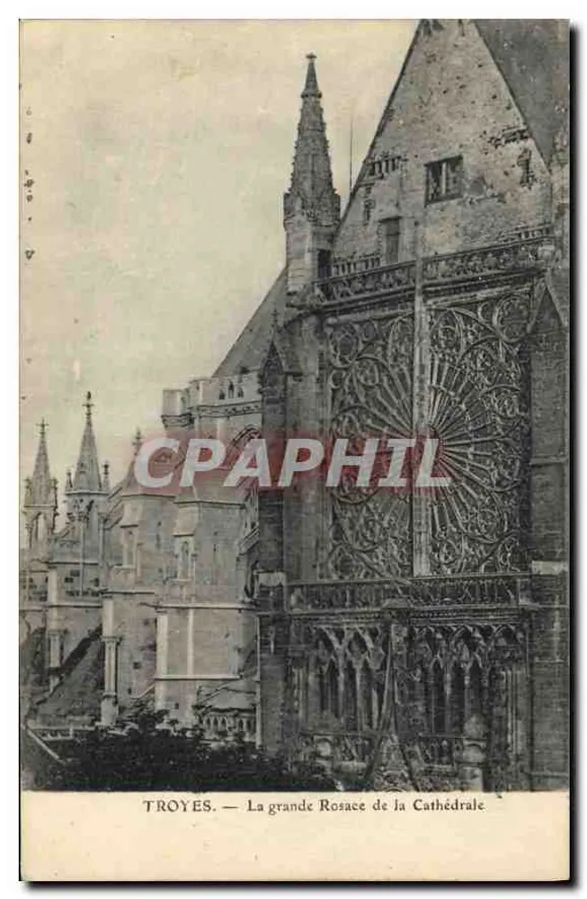 Troyes — Die Große Rosefenster Der Kathedrale - Vorderseite