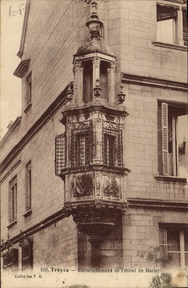 Troyes — Ausbauecke des Hotels Marizy — Sammlung T.G. - Vorderseite