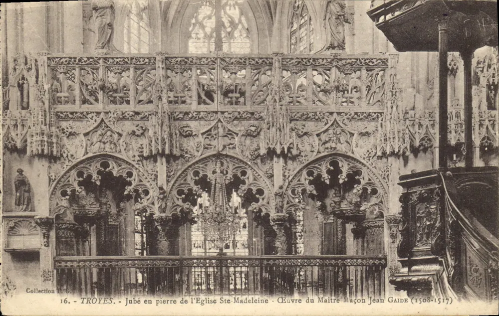 Troyes - Steinjubé der Kirche Ste-Madeleine — Werk des Meistersteiners Jean Gaide (1508-1517) - Vorderseite