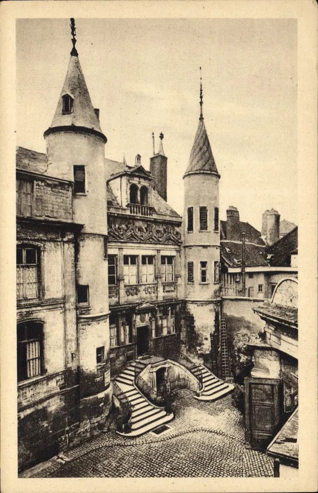 Troyes — Hotel de Vauluisant (16. Jahrhundert) — Ch. Grandaddier, Fotoverleger Troyes - Vorderseite