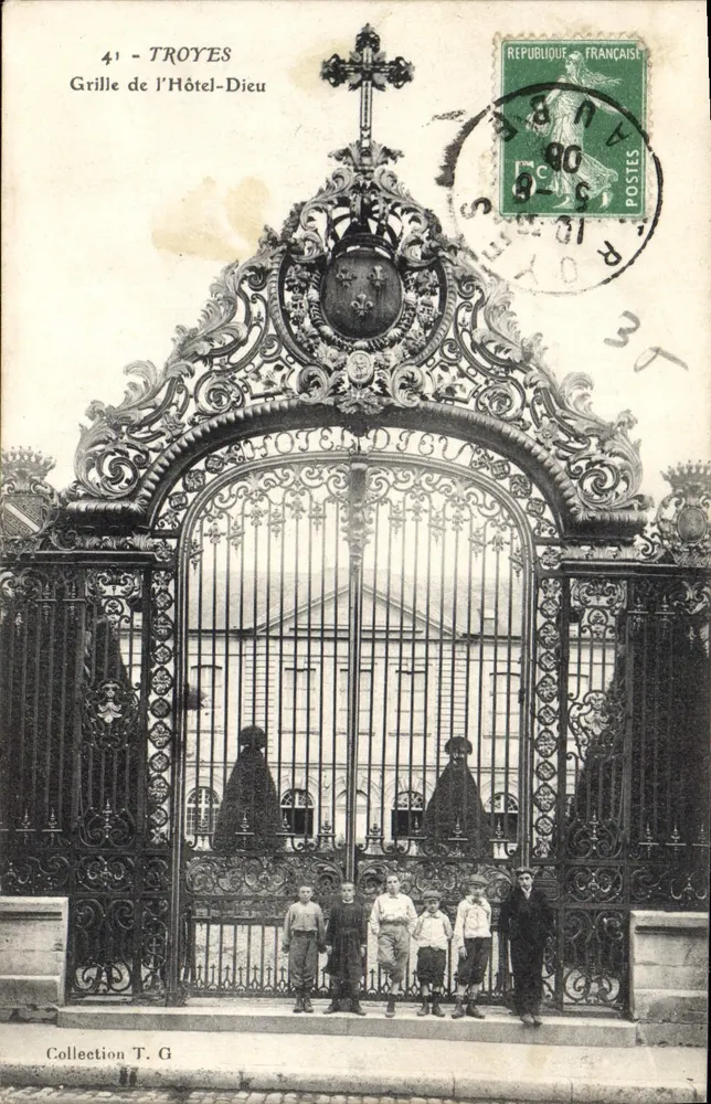 Troyes — Gitter des Hôtel-Dieu — Sammlung T. G. - Vorderseite
