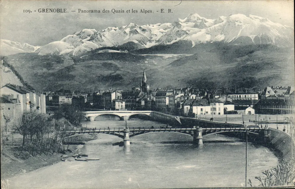 Grenoble — Panorama der Quais und die Alpen — E. R. n°109 - Vorderseite