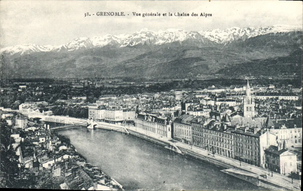 Grenoble - Allgemeiner Blick und die Alpenkette — unbekannter Verleger, Nr. 38 - Vorderseite