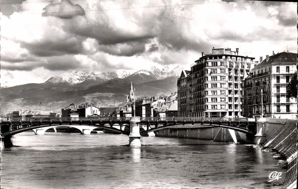Grenoble — Pont de la Porte de France — Blick auf die Alpen — Verlag Calp - Vorderseite